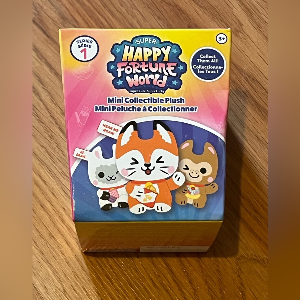 NWT Super Happy Fortune World Mini Collectible Plush Mystery Series 1